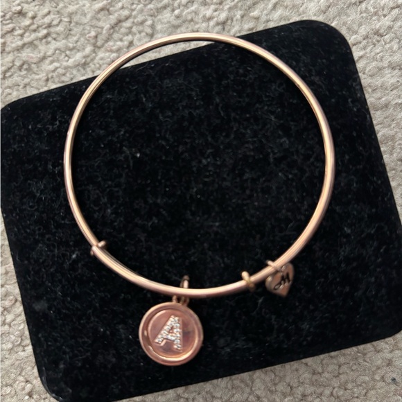 Bracelet - Picture 3 of 3